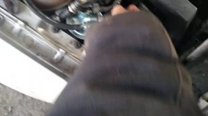 замена топливного фильтра на шкода октавия тур за 5минут Skoda Octavia tur