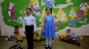 "Дом наш - детский садик" сл. и муз. Е Обуховой, исполняют Алмаз Нартдинов и Рината Хамматова