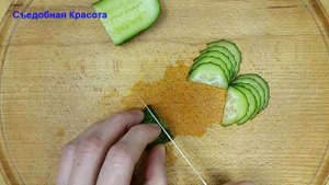 Бабочка из огурца для украшения блюд...