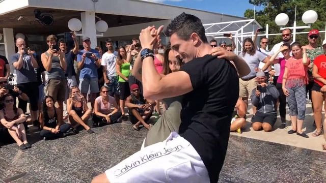 Daddy Yankee & Snow Con Calma Dance Rick Torri & Larissa Secco Brazilian Zouk Dance ZoukTim смотреть онлайн