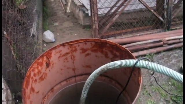 Перекачка 200 литровой бочки насосом STERWINS 53112V смотреть онлайн