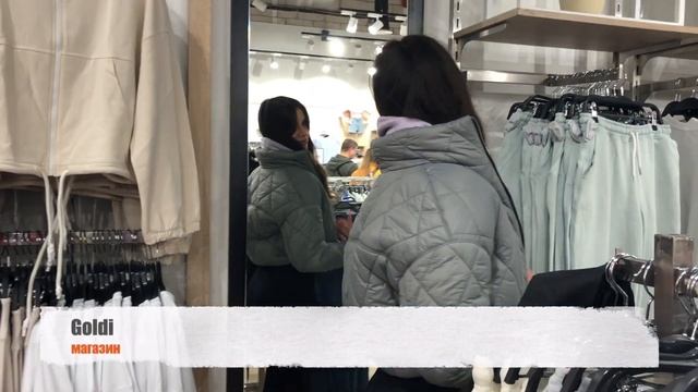 День в ТЦ Республіка парк Київ, шоппінг влог. Магазини, фудкорт, парк. Шукаю собі курточку :)