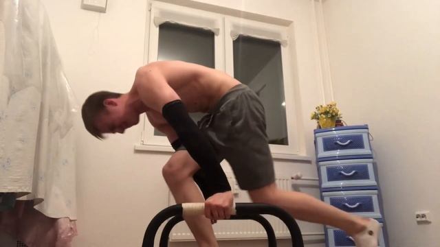 ИМПОССИБЛ. СТОЙКА НА ОДНОЙ РУКЕ. Горизонт и передний вис (попытками)/Путь в ТОП WORKOUT 63 смотреть онлайн