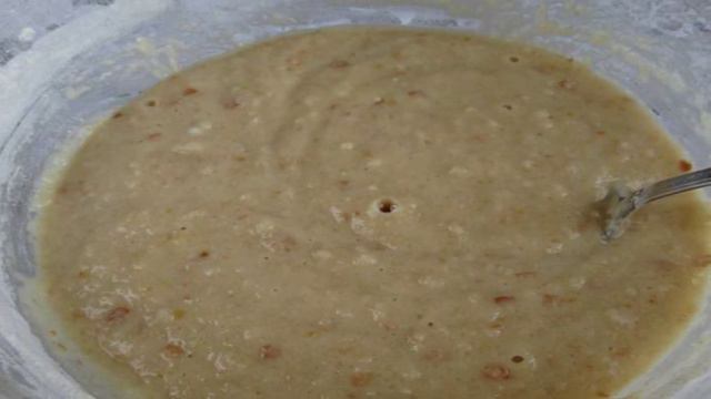 Сухарник с яблоками в мультиварке