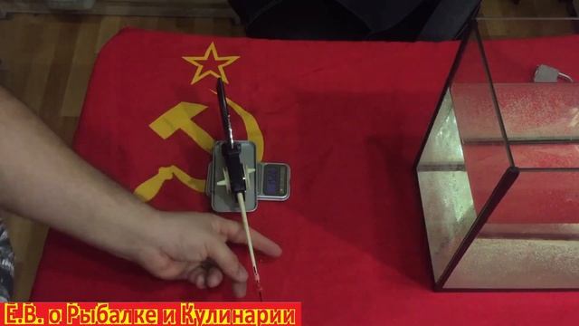 Интересная,механическая зимняя удочка СССР Русалка в виде Мушкета.Проверяем как играет мормышка. смотреть онлайн