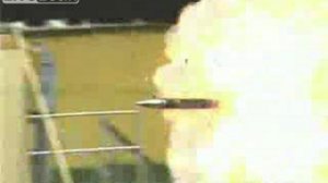 Замедленная съемка полета снаряда