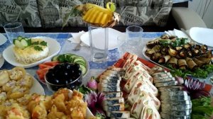 Стол накрыт.Ждем гостей!