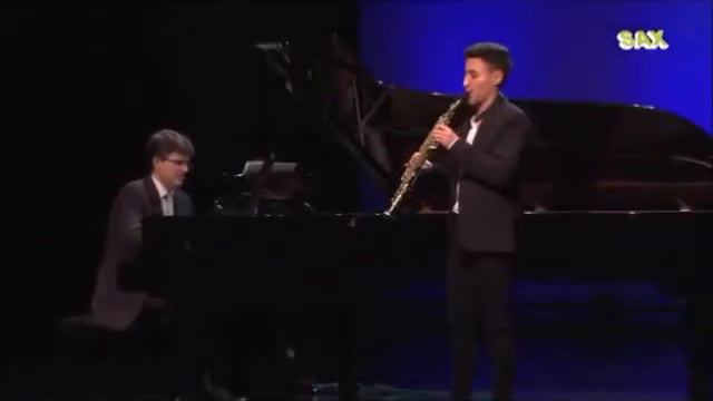 Francisco Rusillo plays Sonate Posthume by M. Ravel