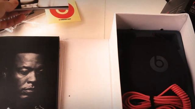 Monster Beats Mixr white 2012 смотреть онлайн