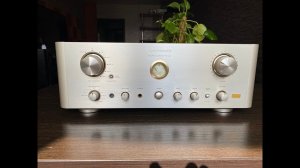 Marantz PM-14SA - второй сверху