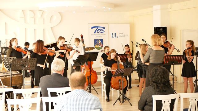 Divertimento musicale, 6.4.2019, Topoľčany. ZUŠ Tralaškola Nitra. J. Haydn: Menuet смотреть онлайн