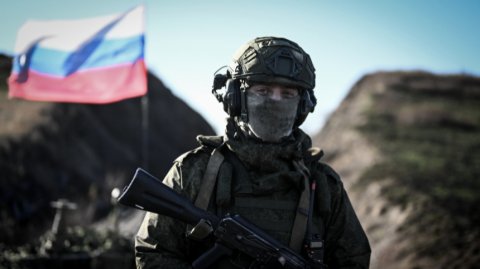 Путин поздравил военнослужащих с Днем Сил специальных операций