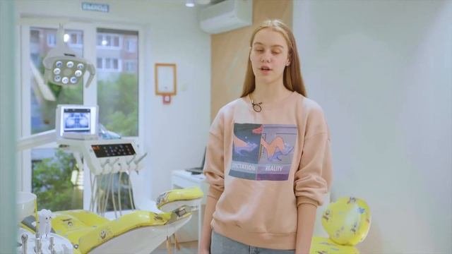 Видео-отзыв пациента стоматологии Demokrat Иркутск Лопатина