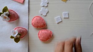 Заколочки "Клубника" для волос из фетра. МК Канзаши / Hair clips " . Felt Strawberry