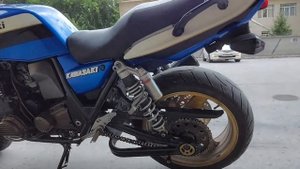 Kawasaki ZRX1200 самый спортивный из классиков.