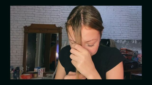 ей хотелось перемен в жизни, но вместо этого она сделала челку по туториалу из тик тока смотреть онлайн