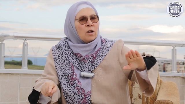 "...я называю это, второй депортацией крымских татар..." - Фаузия Байрамова. смотреть онлайн