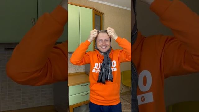 Как завязать шарф как шапку