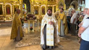 Казанская икона Божией Матери.Человек начинает ценить свою жизнь когда смерть становиться очевидной.