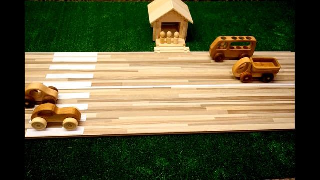 Деревянные машинки. Развивающие игрушки.