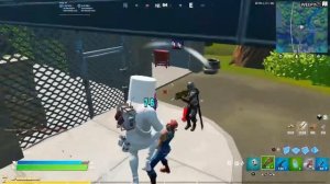 Fortnite on i5 4670t - Nvidia Geforce 730a - 8 GB RAM- not bad with performance mode