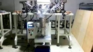 Фасовка самореза и дюбеля по 4 шт в один пакет