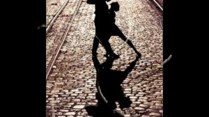 Струна. Мне  нравится быть струною...