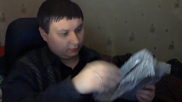 Unboxing Брелок за цент и чехол с клавиатурой для планшета смотреть онлайн