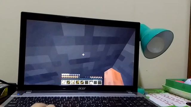 ИГРАЮ В МАЙНКРАФТ НА НОУТБУКЕ ?? смотреть онлайн