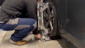 Развал Схождение AUDI в Варшаве ? // Регулировка Колес в Ауди
