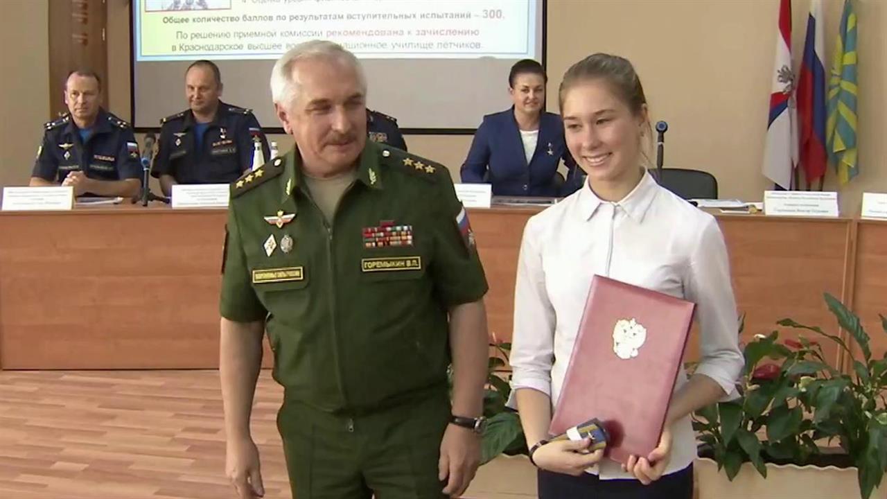 Объявлены имена первых девушек, поступивших в Высшее летное училище в Краснодаре