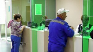 Сотрудник банка в Когалыме спас клиента от мошенников