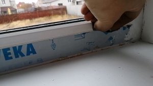 Как без проблем снять старую плёнку с пластиковых окон Лайфхак