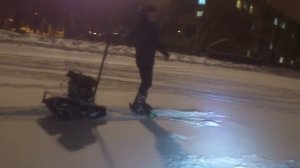 Толкач лыжника и буксировщик "Альбатрос"