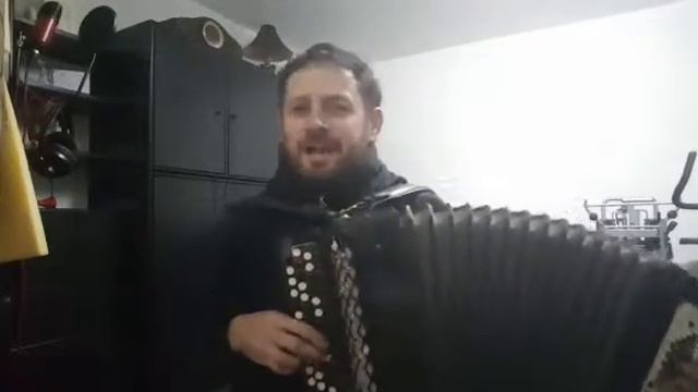 Мына неміс өлеңді тамаша орындады.Лайк басыңдар😀 смотреть онлайн