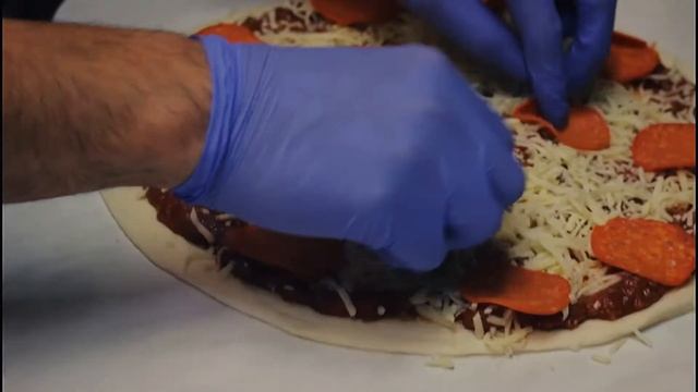 Pizza Master Commercial смотреть онлайн