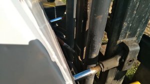 Львовский погрузчик. Как синхронизировать работу гидроцилиндров наклона и подьема стрелы.