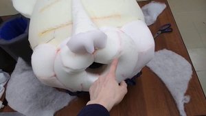 Как можно сделать основу головы из поролона для Леопарда ростовой