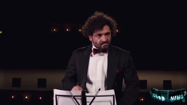 Как посмотреть футбол играя в оркестре! смотреть онлайн