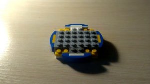 Как сделать волчок из лего        наконечник выберите сами