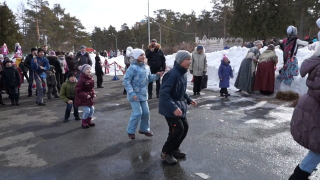 Масленица 2013 в парке Гагарина - 1 смотреть онлайн