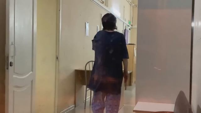 ПСИХУШКА - СКРЫТАЯ КАМЕРА ЗАСНЯЛА СТРАШНЫЕ КАДРЫ