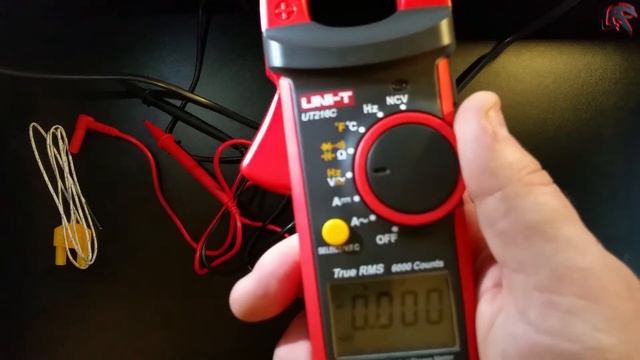 Unboxing - UNI-T UT216C Zangenmultimeter смотреть онлайн