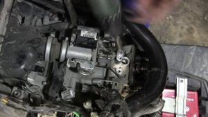 СВОИМИ РУКАМИ: Ремонт скутера Honda SH 125i (1часть)