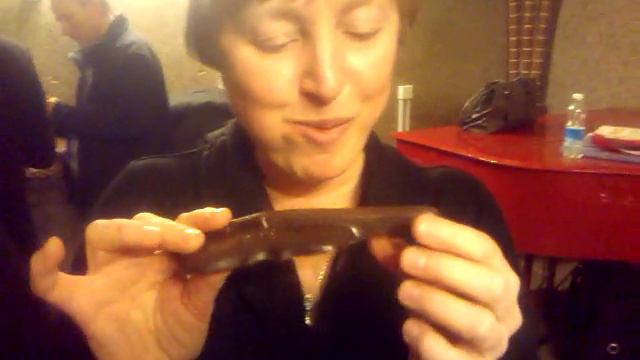 я ем виолончель