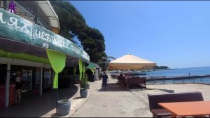 Крым. ЮБК. Мисхор. Зашли на Русалку. Народу много, по сравнению с пляжем Мисхора. Запись от 21.06.23