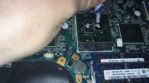 Ноутбук греется до 95 C! Апгрейд и чистка Sony Vaio PCG-91111V