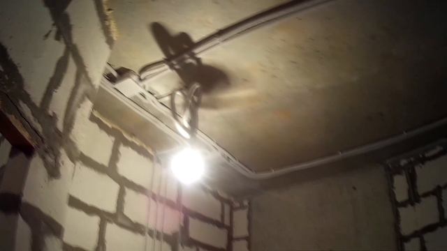 Две квартиры в одном подъезде. Электромонтаж в новостройке  г. Тула проспект Ленина дом 138.