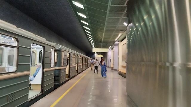 Московское метро: обзор станции Беломорская.