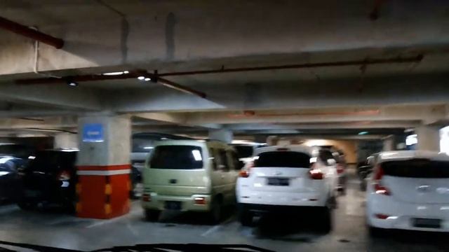 The New Ngurah Rai International Airport смотреть онлайн